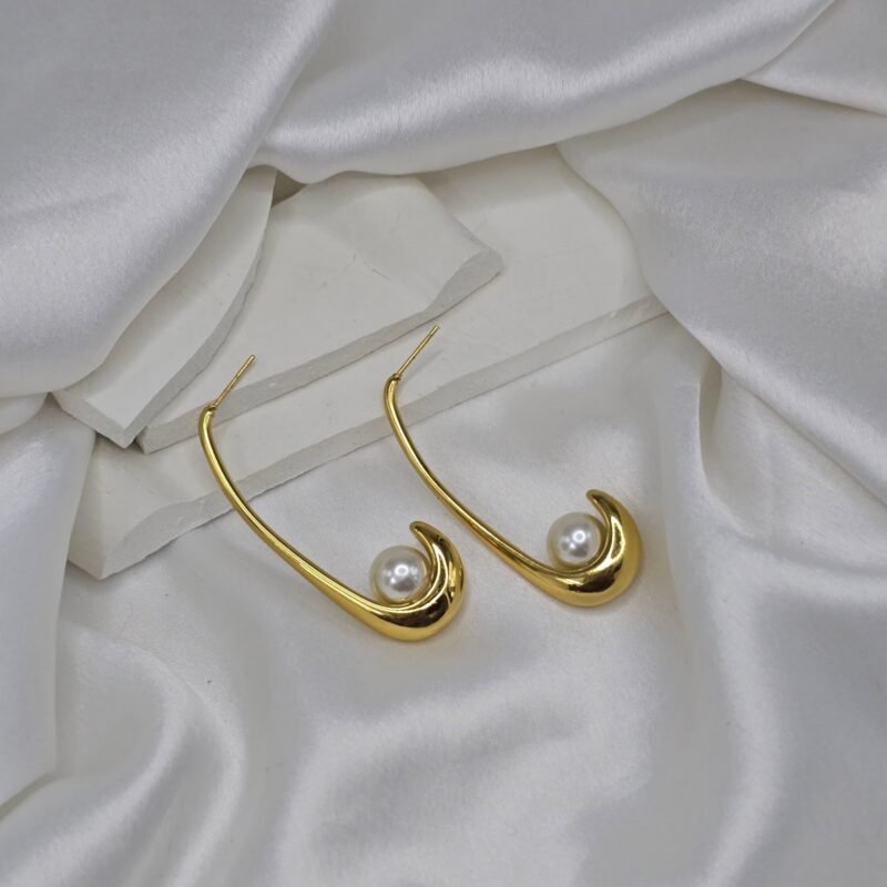 Elegant Gold Hook Pearl Drop Earrings for Women