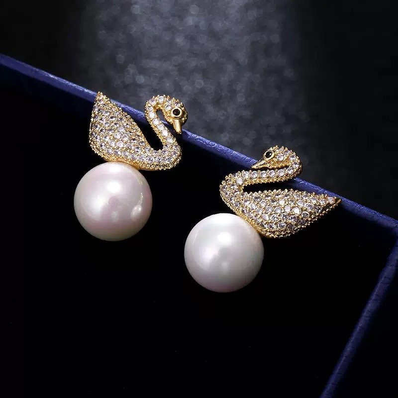 Vintage Swan Pearl Zircon Studs