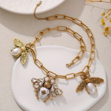 Bohemian Pearl Animal Bee Necklace Copper Plated Real Golden Full Zirconia Necklace