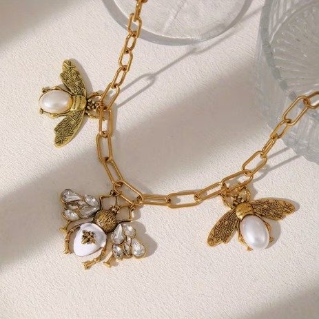 Bohemian Pearl Animal Bee Necklace Copper Plated Real Golden Full Zirconia Necklace