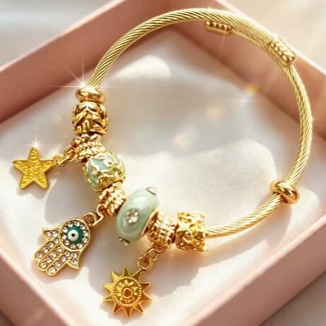 Simple Light Blue Tone, Star and Moon Pendant, Bohemian Style, Hand Protective Pendant, May It Bring You Good Luck